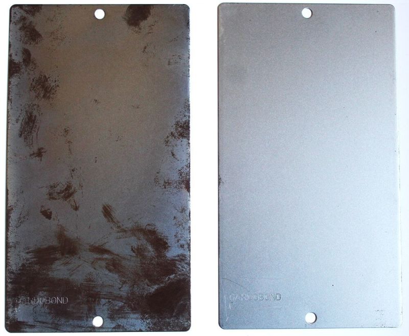 Corrosion protection testing: Test plate without corrosion protection (left), with MK-5226 (right)